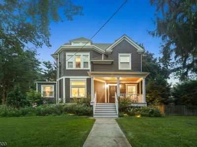 385 Meadowbrook Ln, South Orange, NJ, 07079
