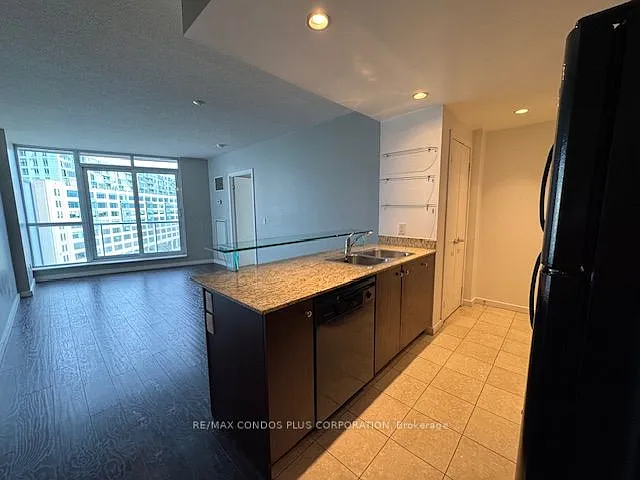 218 Queens Quay W #705 — Photo 7