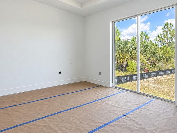 5th image of 8917 CALUMET BOULEVARD