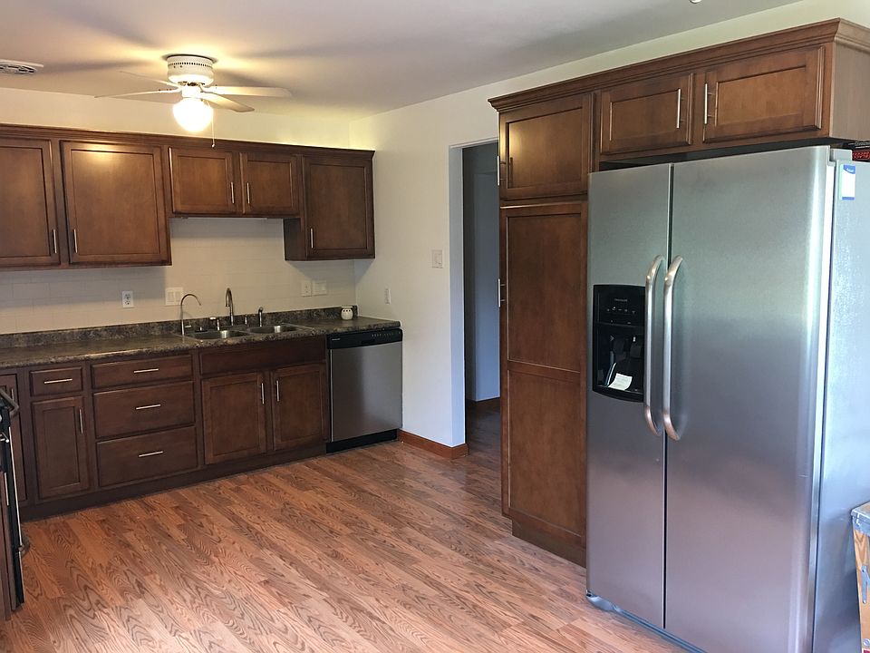 2nd image of 11905 Glenridge Dr