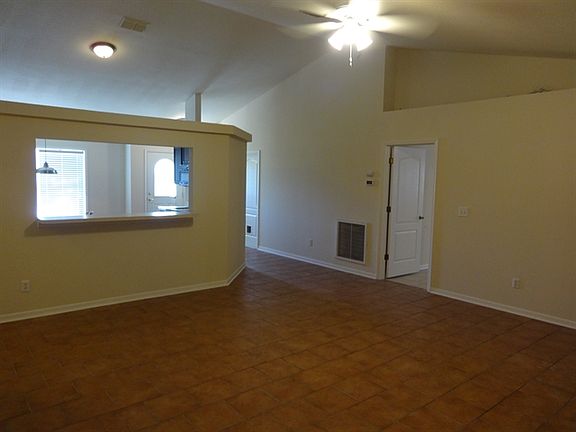 3rd image of 9645 Saragossa St