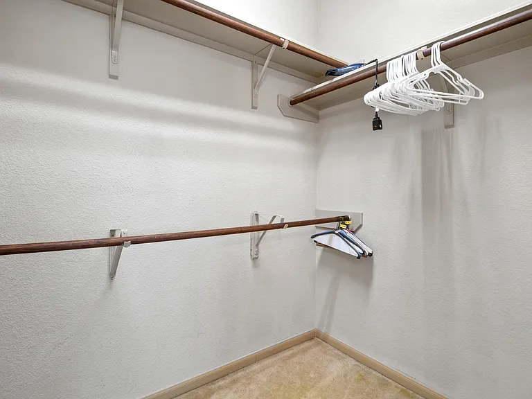 7015 Windy Run Ct — Photo 23