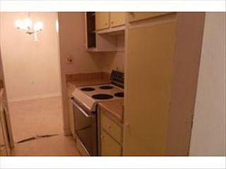 3rd image of 375 Polk Ave APT 4A2