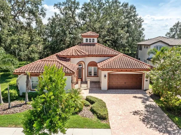 32834 Estate Garden Dr, Wesley Chapel, FL 33545