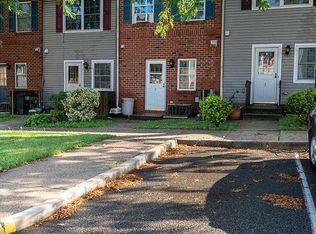 55 Howard St #915, Newark, NJ 07103