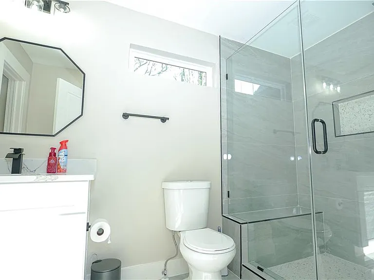 1452 Lockwood Dr SW — Photo 43