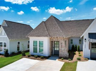 1280 Hidden Den Trl, Opelika, AL 36801