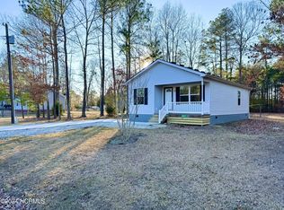 221 Clark St, Hertford, NC 27944