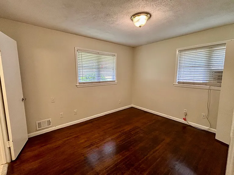 2712 Sherlock Dr — Photo 18