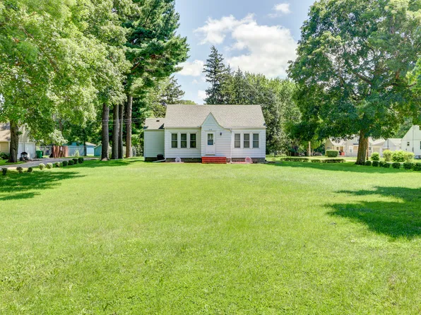215 Emmons Ave, Rock Falls, IL 61071