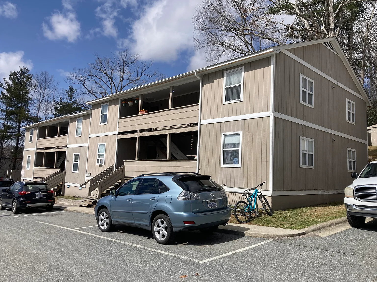 2 bed, $1,400 — Photo 3