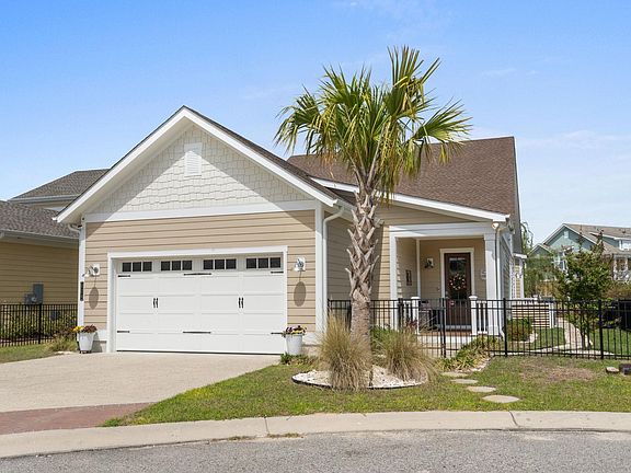 3rd image of 804 Crescent Sable Ct.