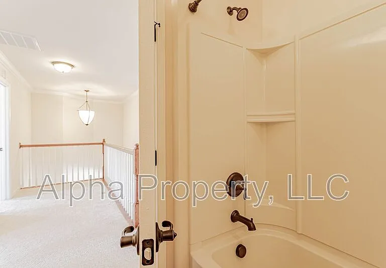 12 Irvington Dr — Photo 15