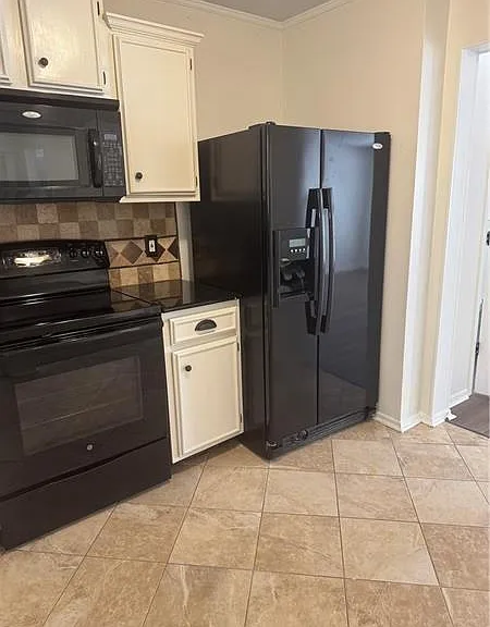 2907 Queen Anne Ct — Photo 6