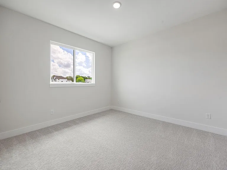 9311 Montridge Dr — Photo 23