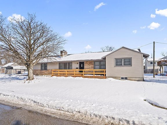 2nd image of 1550 Idlewild Dr