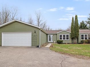 4214 Crawford Rd, Dryden, MI 48428