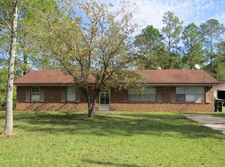 66 W Tenth St, Mc Rae Helena, GA 31037