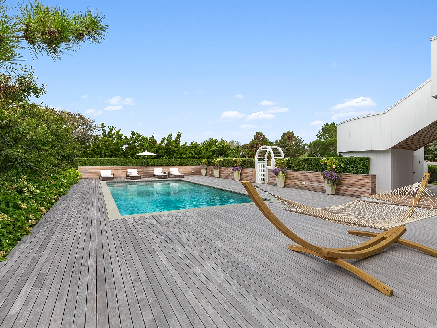 Oceanfront Luxury Beach Villa for RENT — Photo 3