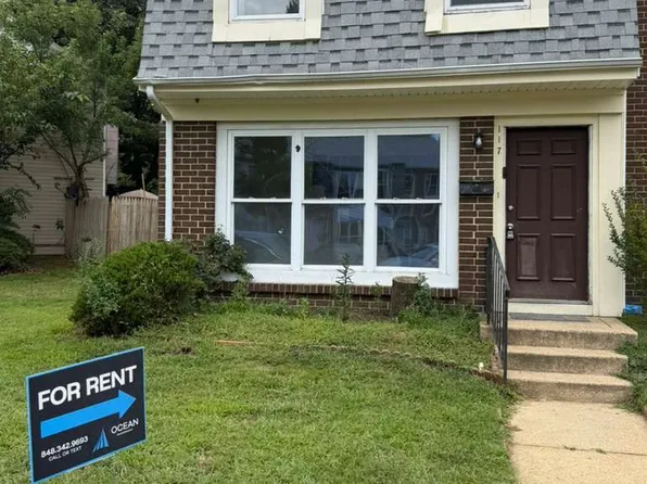 117 Coventry Dr, Lakewood, NJ 08701
