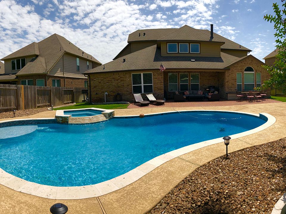 1st image of 5938 Green Meadows Ln