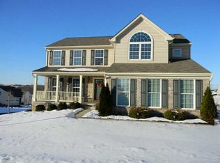 2021 Eagle Ridge Dr, Valencia, PA 16059