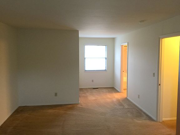 4th image of 5727 Firegate Ct