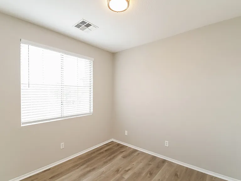 3674 E Stampede Dr — Photo 12