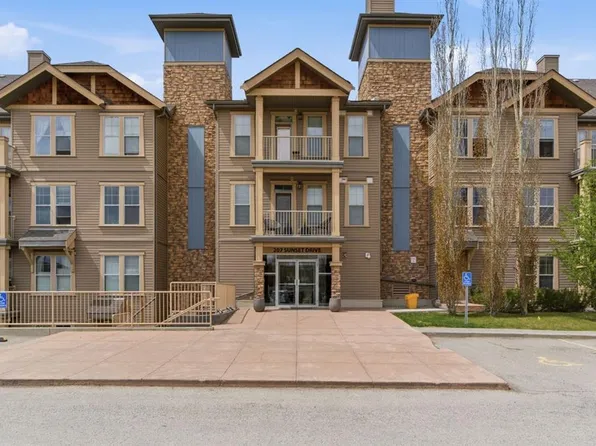 207 E Sunset Dr #408, Cochrane, AB T4C 0H7