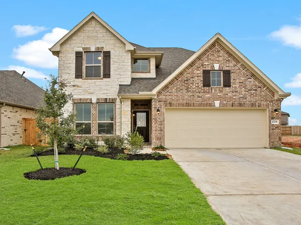 1719 Sun Dial Dr, Angleton, TX 77515