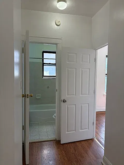 118-53 Metropolitan Avenue — Photo 2