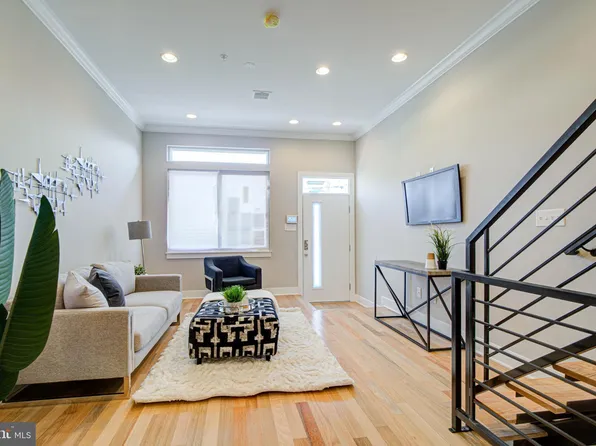 1652 N 6th St, Philadelphia, PA 19122