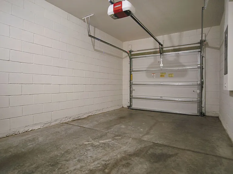 467 Arbor Lakes Dr — Photo 23