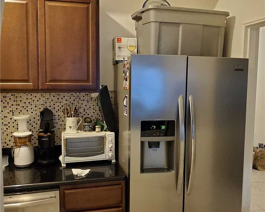 1st image of 39-30 52nd St