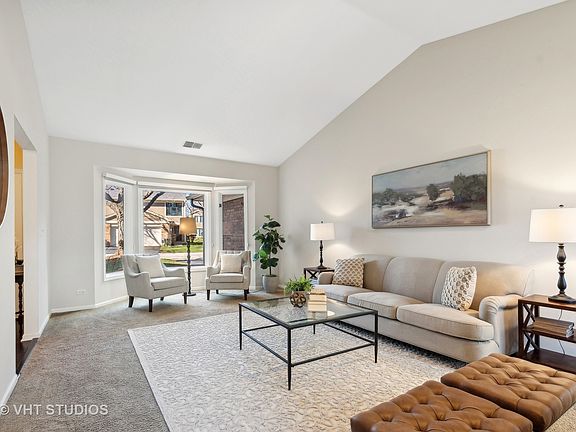 5th image of 1306 Downs Pkwy #1306