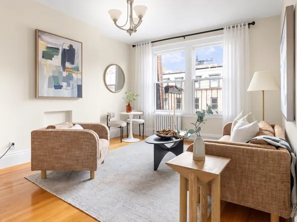 119 Marlborough St APT 10, Boston, MA 02116