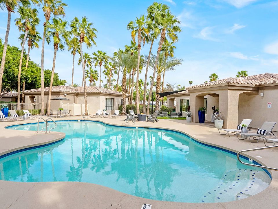 Unwind in our resort-style pool, where every day feels like a vacation.