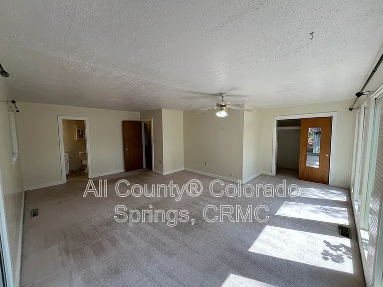 15080 Deby Dr — Photo 25