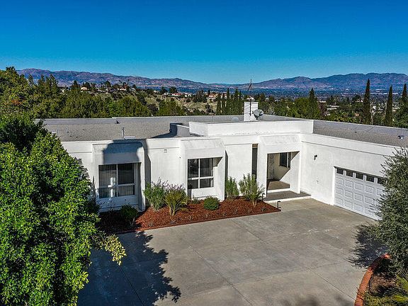 2nd image of 18771 Pasadero Dr