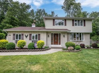 1631 Huth Rd, Grand Island, NY 14072