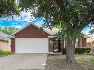 2233 Tiffany Glenn Ct, Bedford, TX 76021