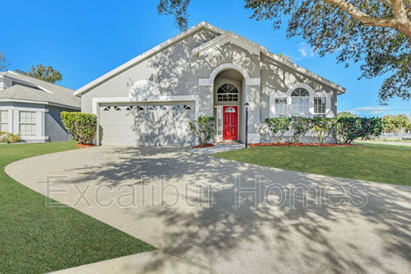 1st image of 634 Short Pine Cir
