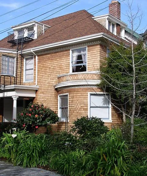 2626 Benvenue Ave #3 — Photo 2