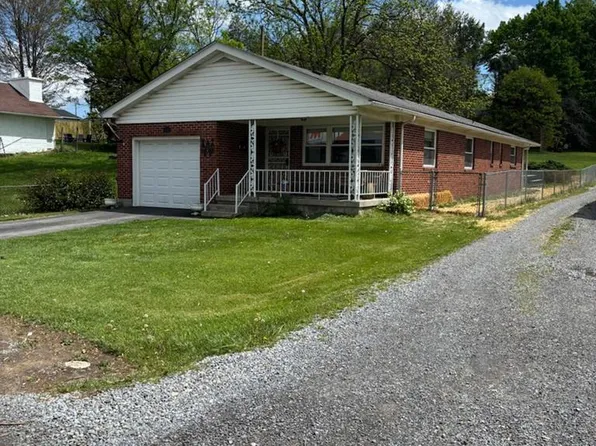 110 Harvey Ave, Oak Hill, WV 25901