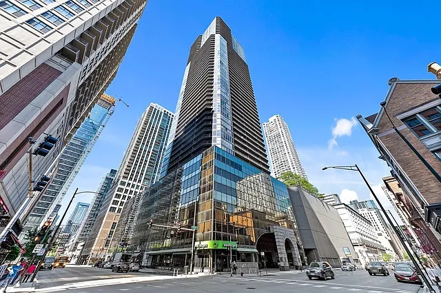 1 bed, 845 sqft, $2,450 — Photo 1