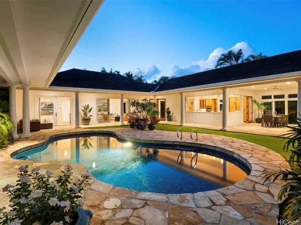 4616 Aukai Ave, Honolulu, HI 96816