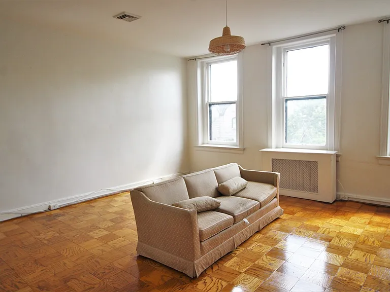 1513 Bolton St. — Photo 36