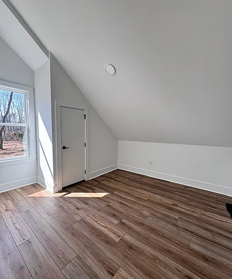 424 Fowler Rd — Photo 12