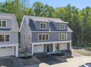 13 Creekside Ct #7, Kennebunk, ME 04043
