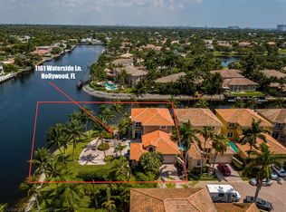 1161 Waterside Ln, Hollywood, FL 33019